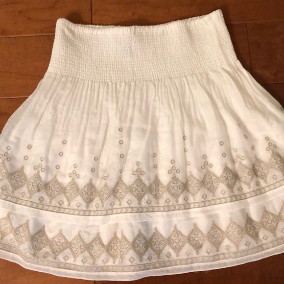 Women’s WHBM mini skirt - Picture 5 of 5